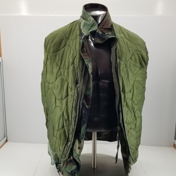 VTG US Army M65 Jacket Mens Woodland Camo Cold Weather Field Liner Coat Sz M - Picture 11 of 12